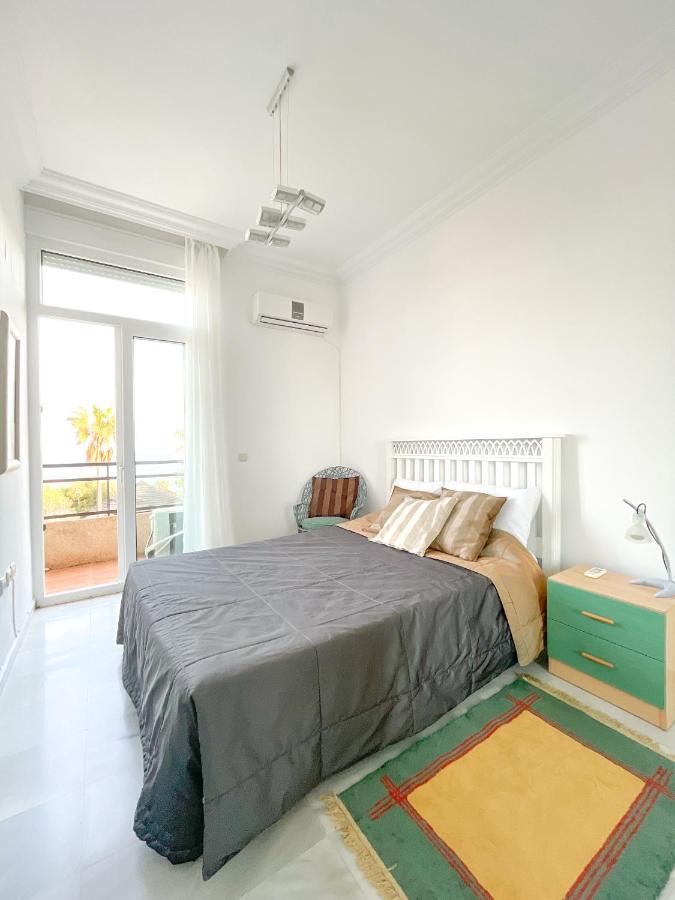 Modern Three-Level Apartment Near The Sea Benalmádena Exterior photo