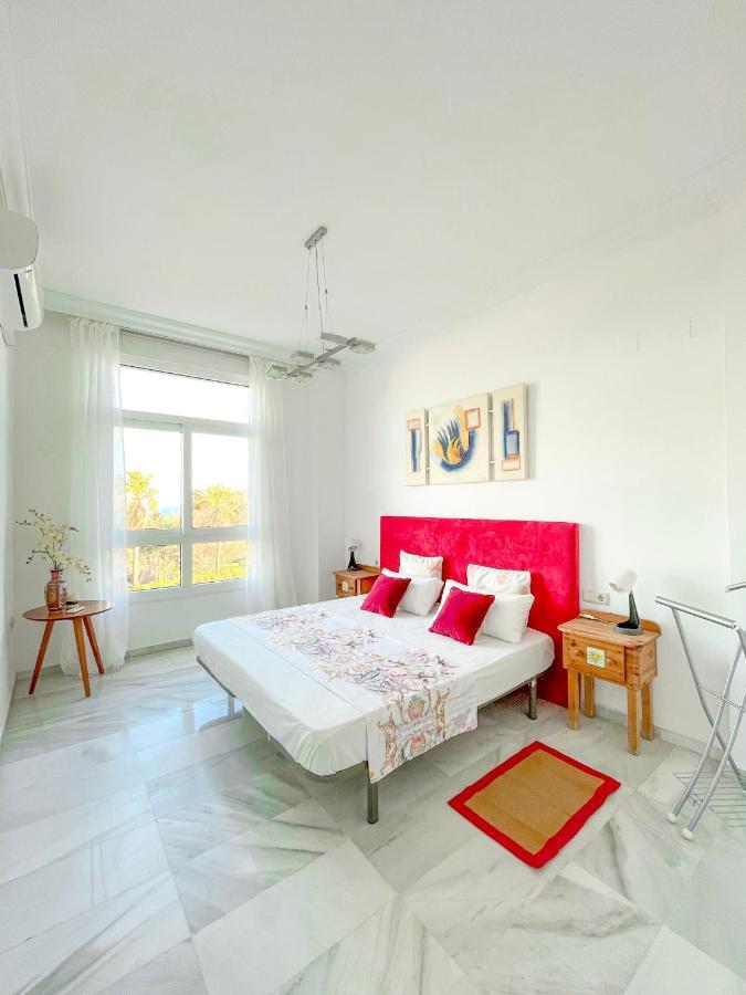Modern Three-Level Apartment Near The Sea Benalmádena Exterior photo