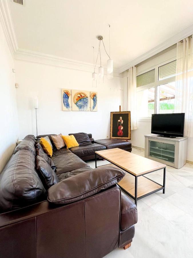 Modern Three-Level Apartment Near The Sea Benalmádena Exterior photo