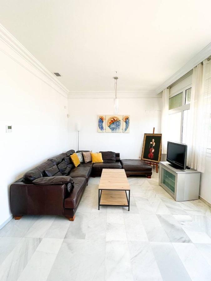 Modern Three-Level Apartment Near The Sea Benalmádena Exterior photo